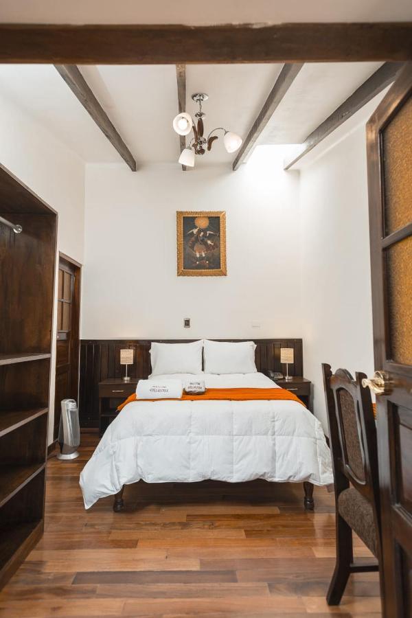 Emilia Hotel กุสโก ภายนอก รูปภาพ